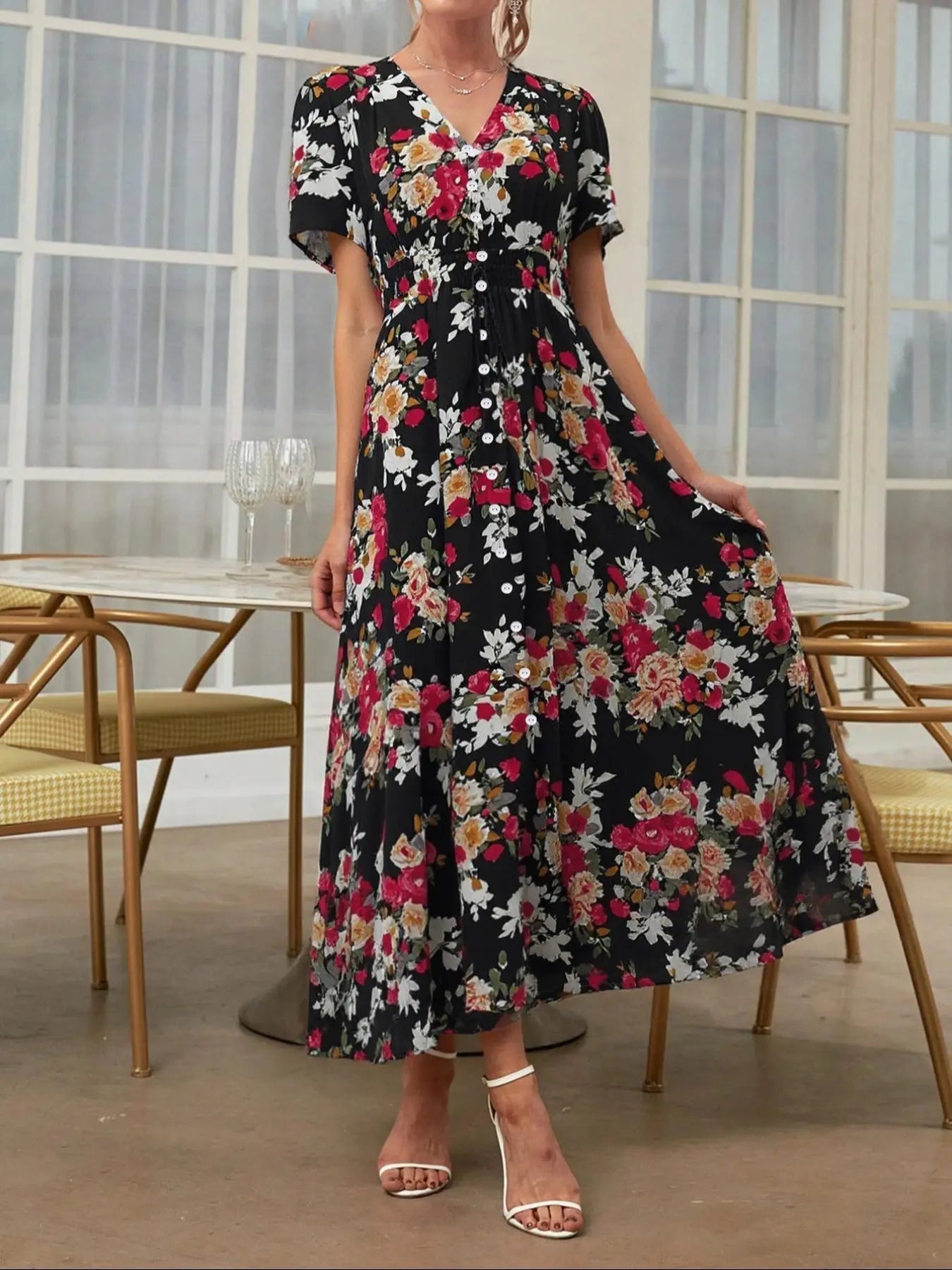 Vestito floreale con bottoni sul davanti da donna, vestito estivo a maniche corte in stile francese boho, abbigliamento da donna per vacanze al mare