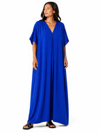 Robe longue, ample et fluide à col en V pour femme – chic et confortable pour l'été.