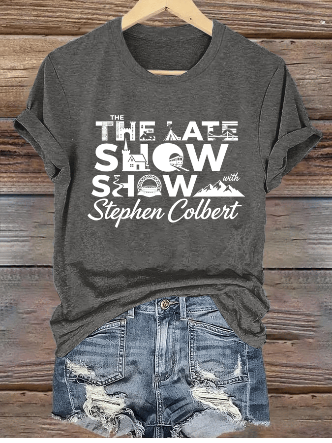 T-shirt da donna con stampa albero ultima mostra retrò