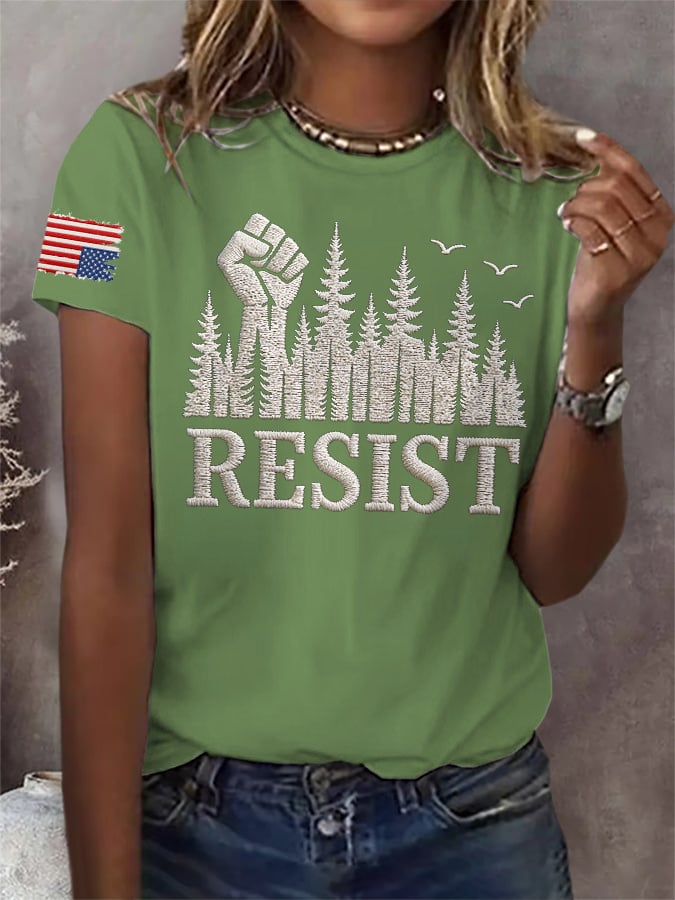 T-Shirt con Stampa Retro Resist Save The Forest Service