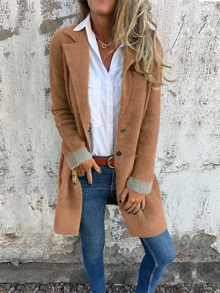 Manteau long à revers en fausse fourrure pour femme